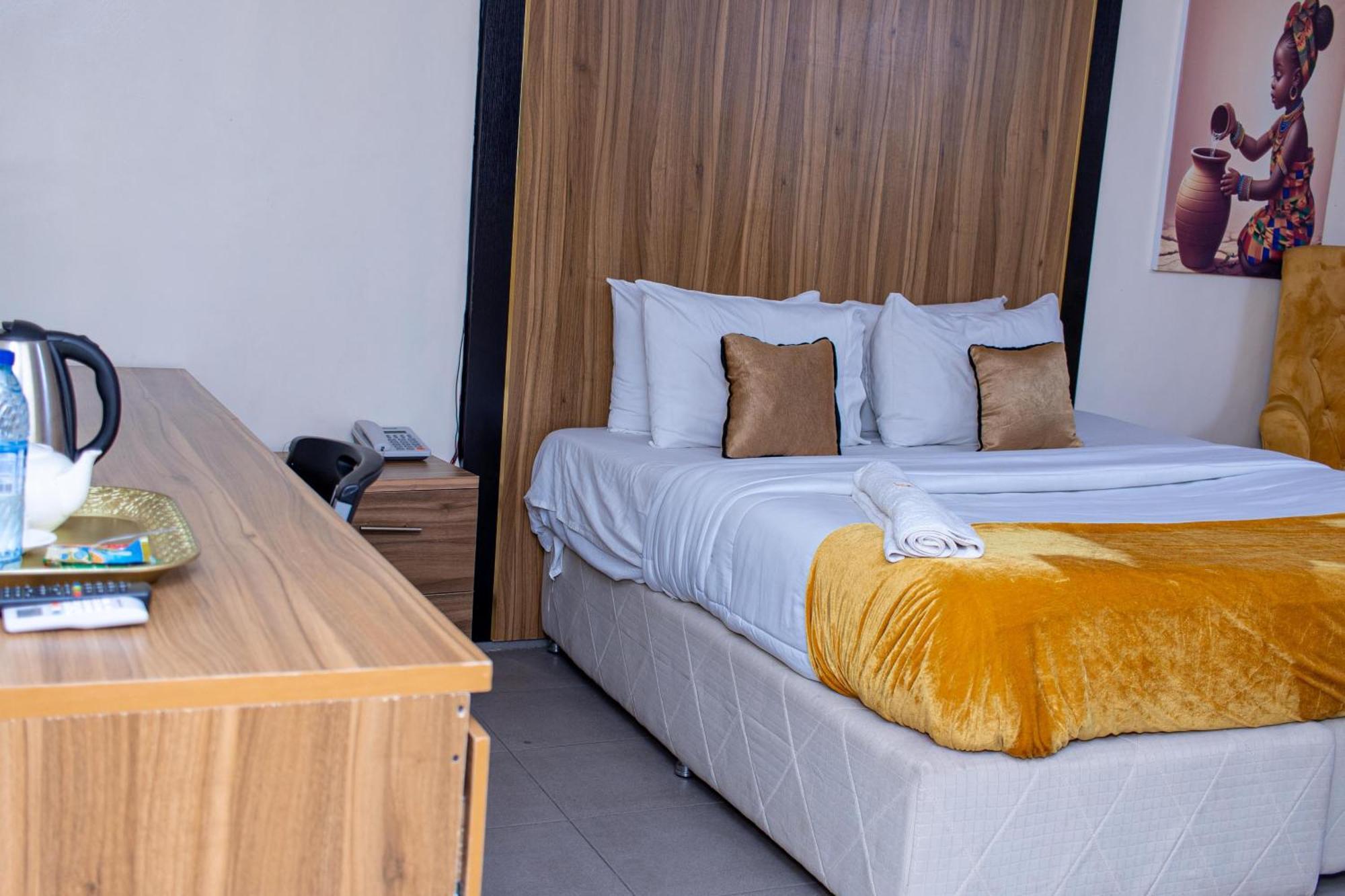 Royal Rex Hotels And Spa Lagos Buitenkant foto