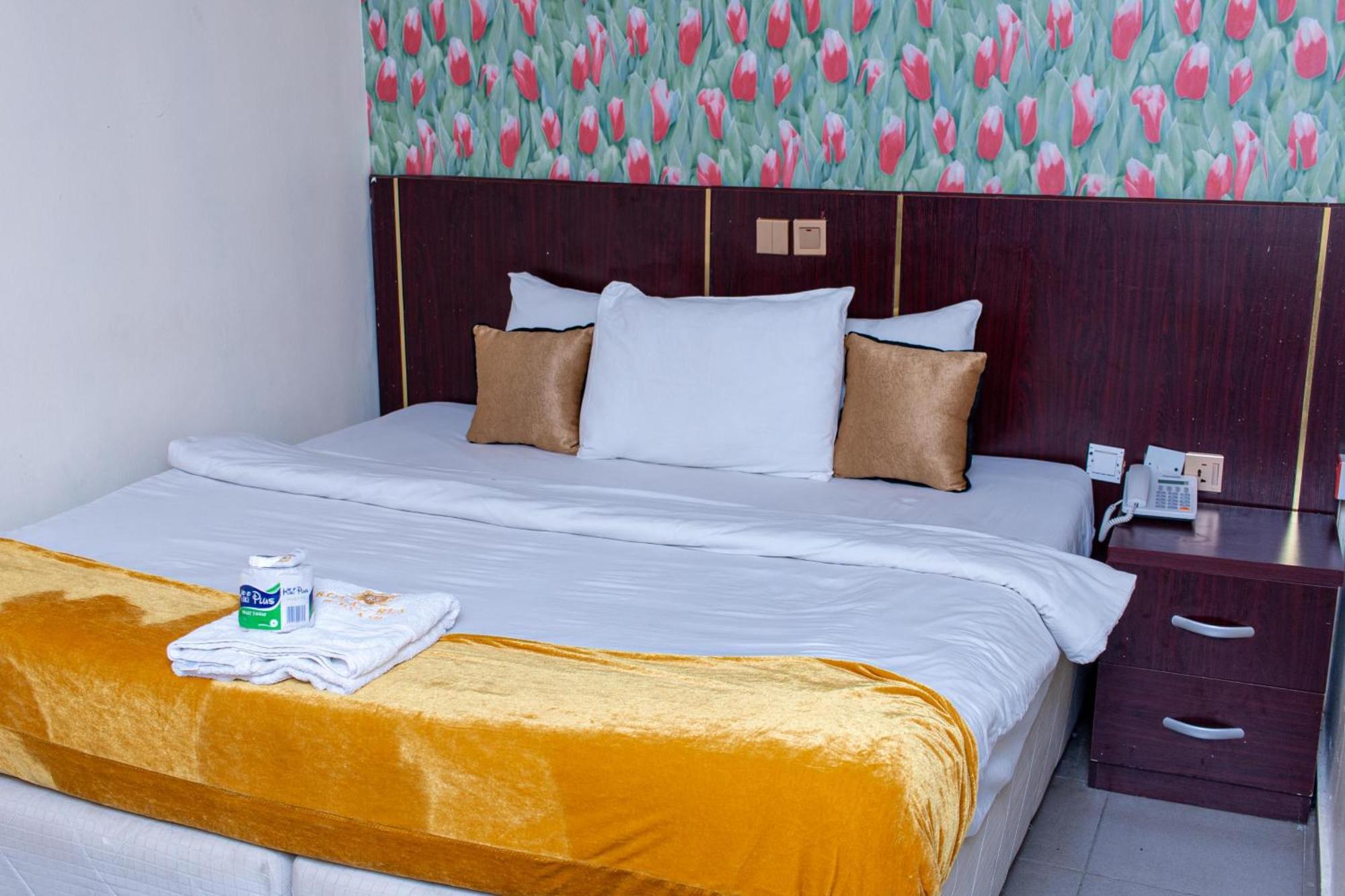 Royal Rex Hotels And Spa Lagos Buitenkant foto