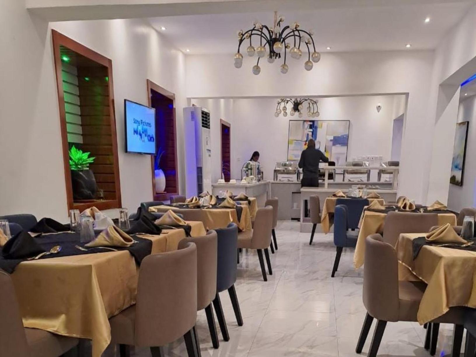 Royal Rex Hotels And Spa Lagos Buitenkant foto