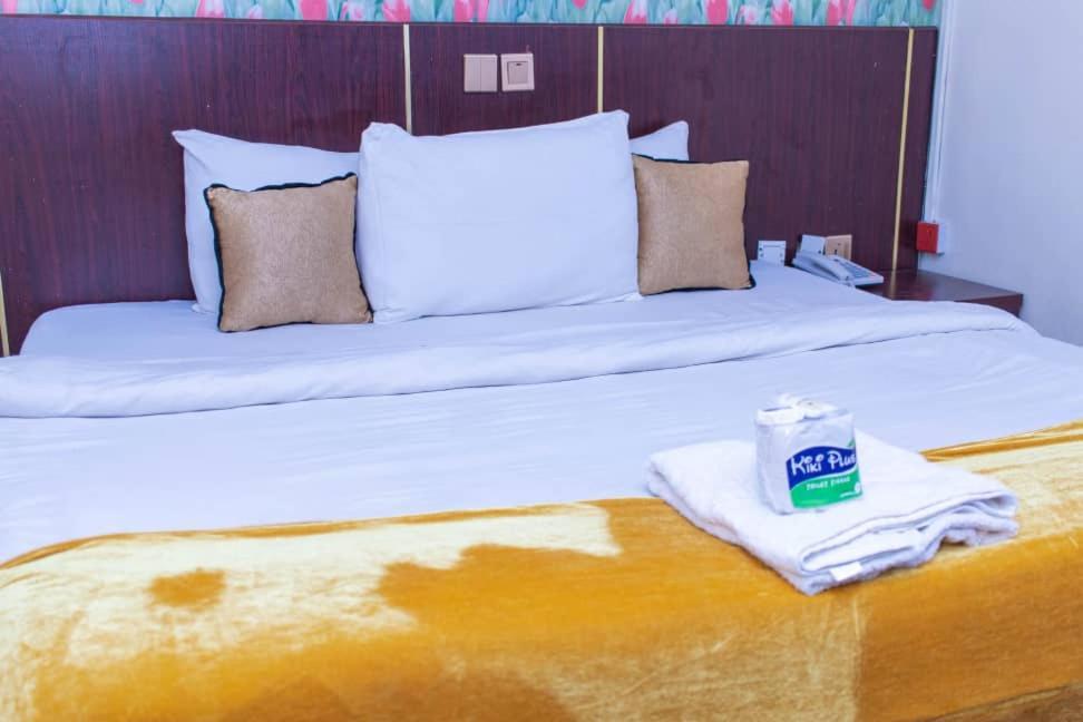 Royal Rex Hotels And Spa Lagos Buitenkant foto